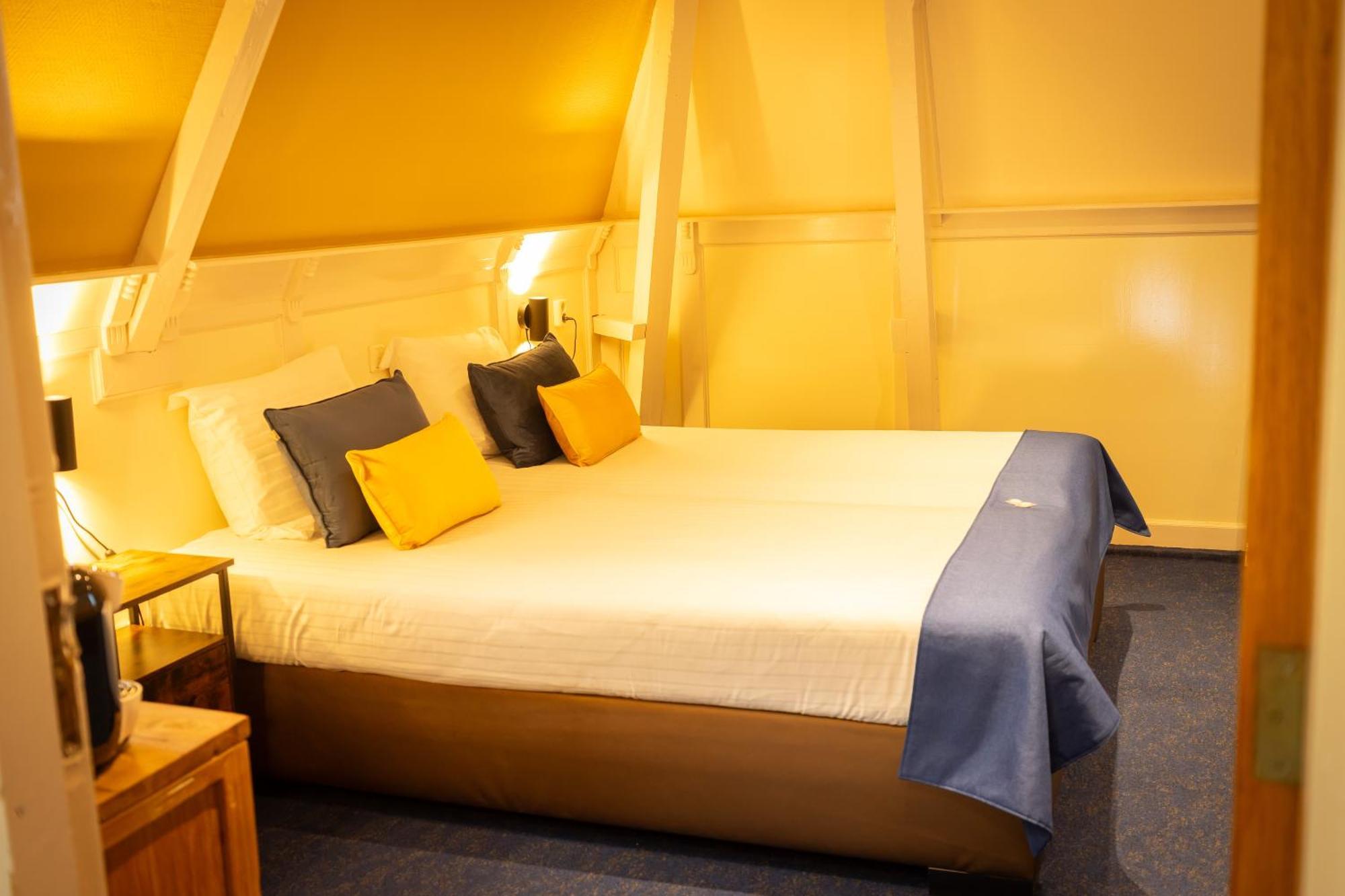 Hotel De Gulden Leeuw 보쿰 외부 사진