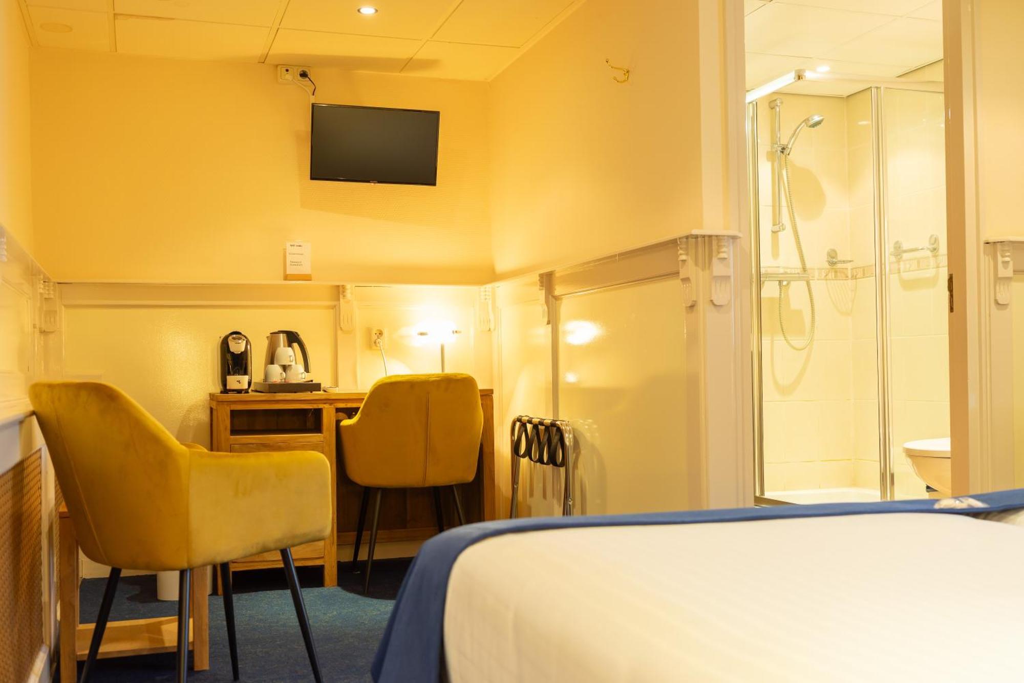 Hotel De Gulden Leeuw 보쿰 외부 사진