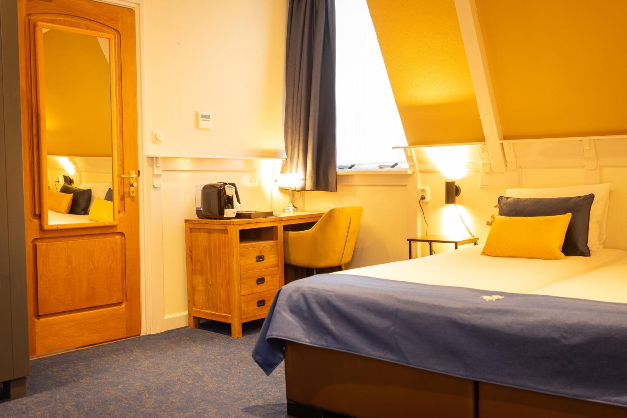 Hotel De Gulden Leeuw 보쿰 외부 사진