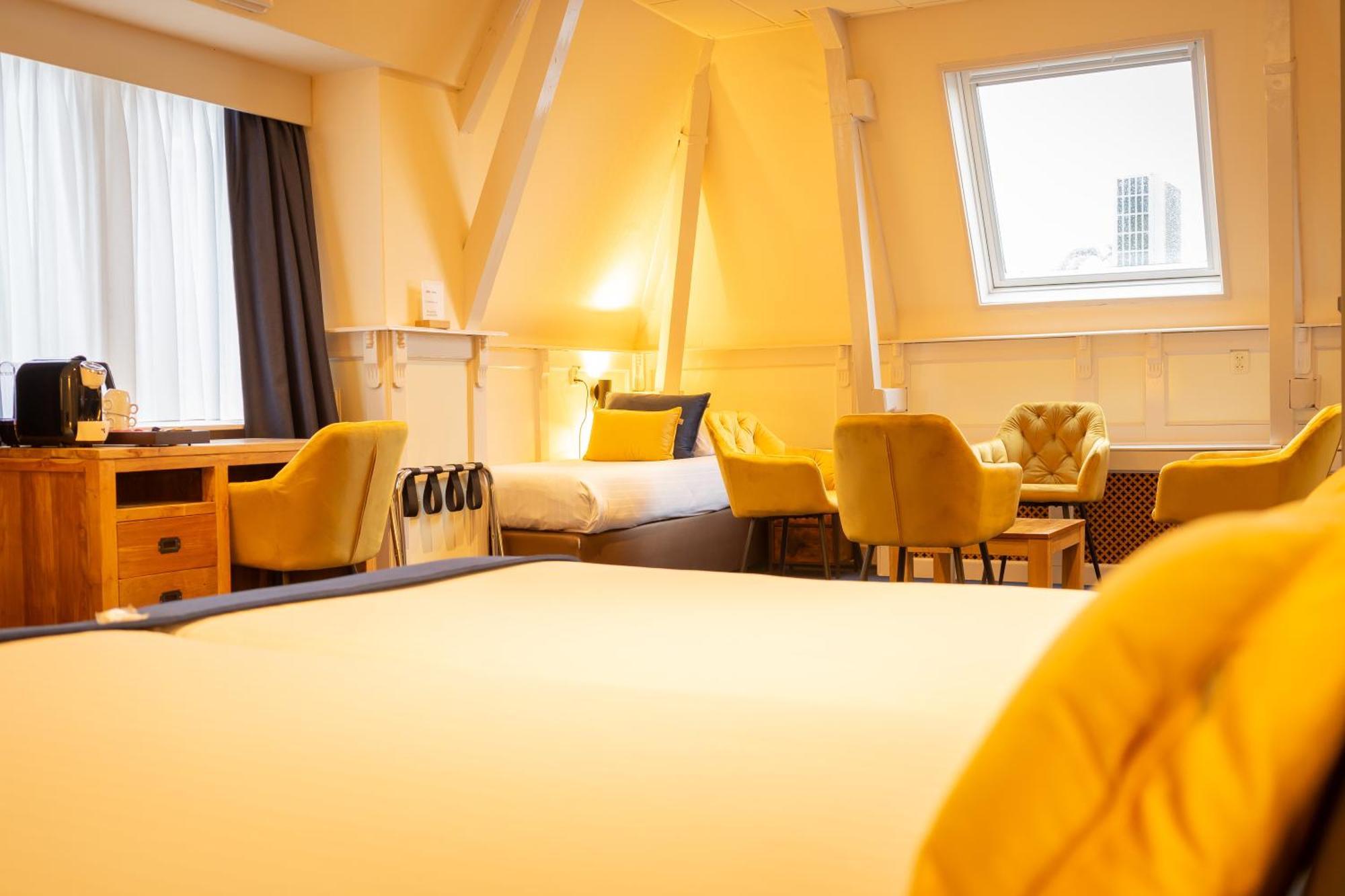 Hotel De Gulden Leeuw 보쿰 외부 사진