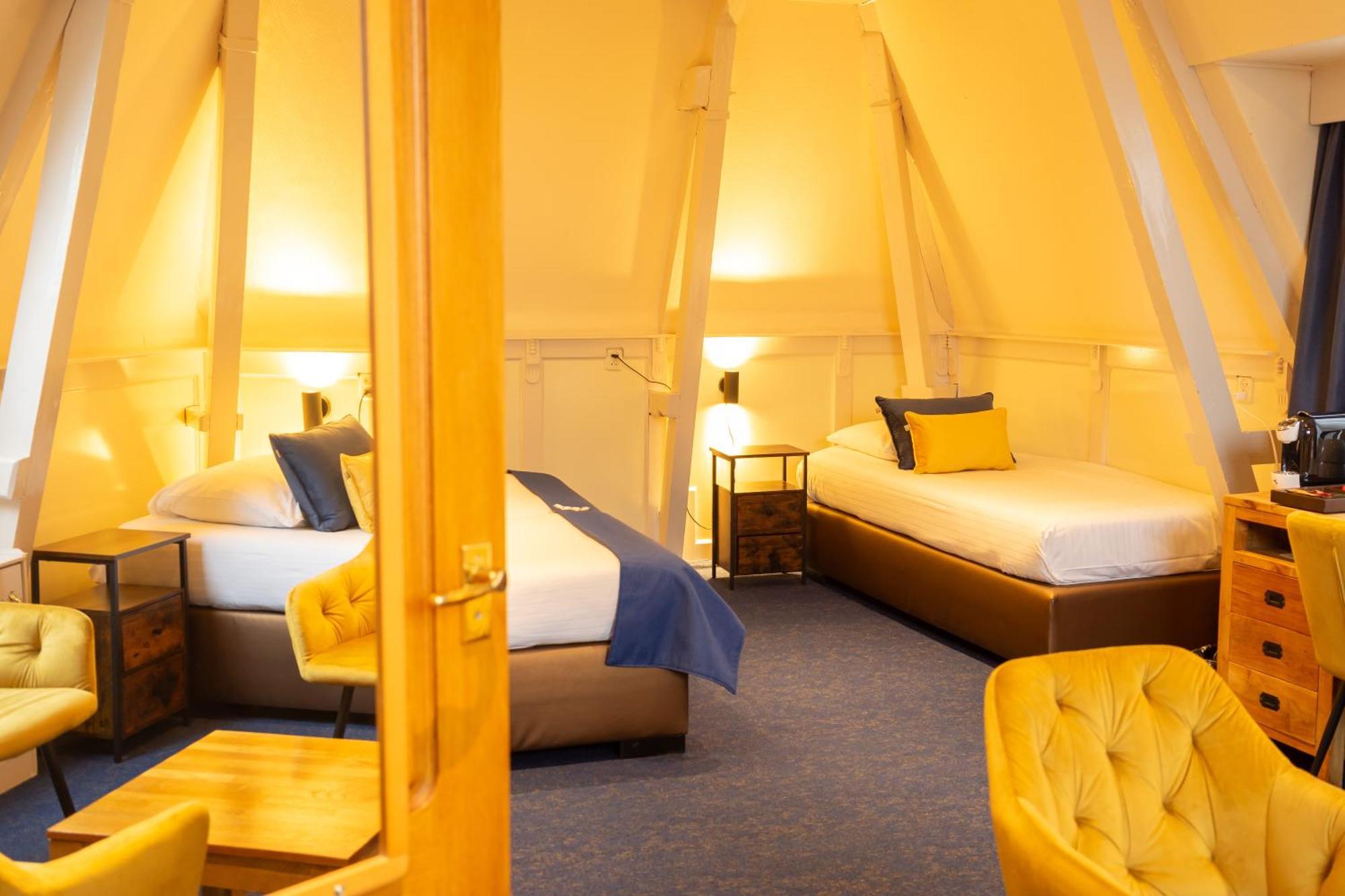 Hotel De Gulden Leeuw 보쿰 외부 사진